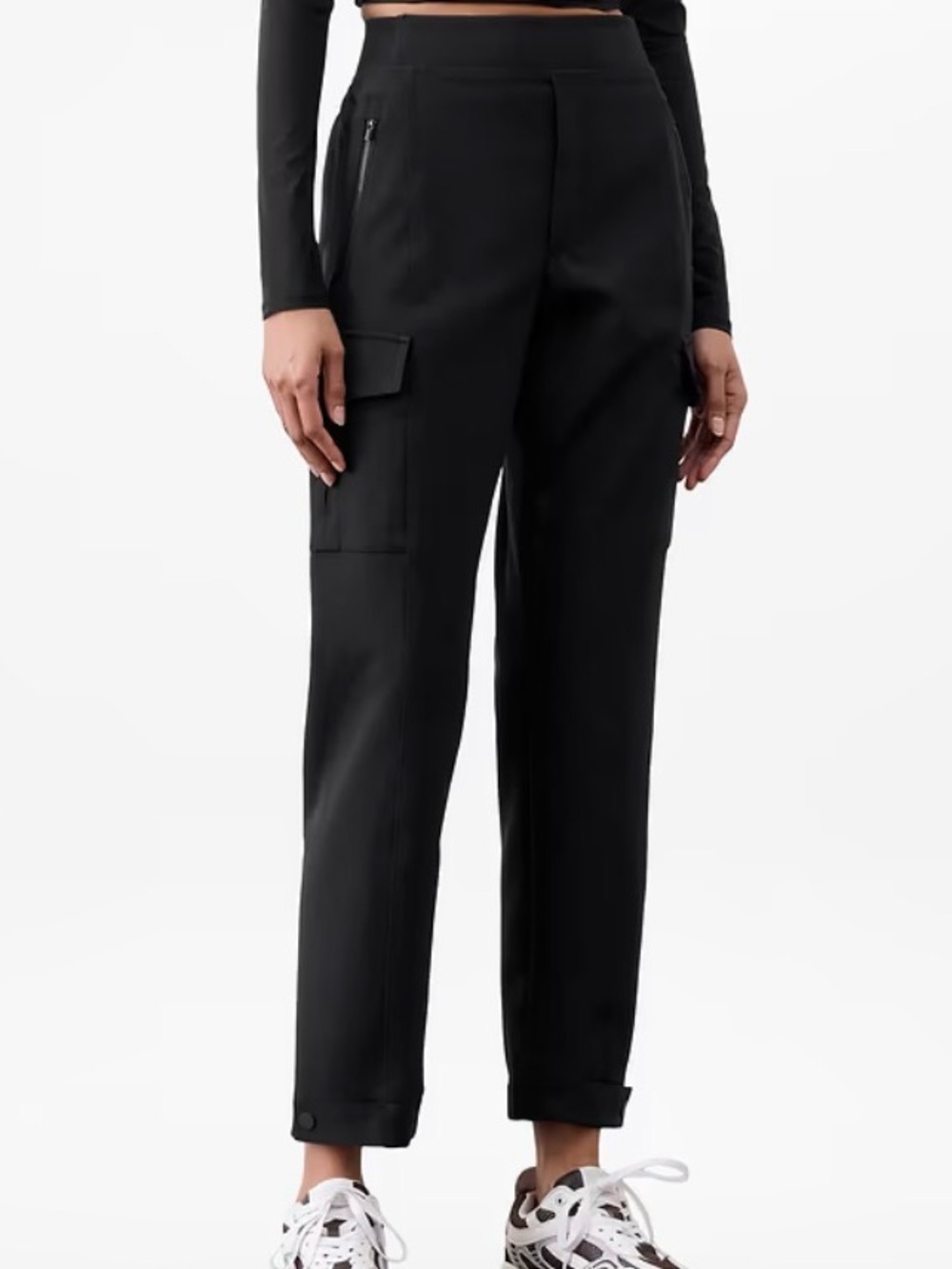 Athleta Endless High Rise Cargo Pants in Black Size 8 Commuter Ankle Snap Travel